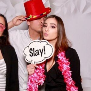 Meet your Posher, Hillary